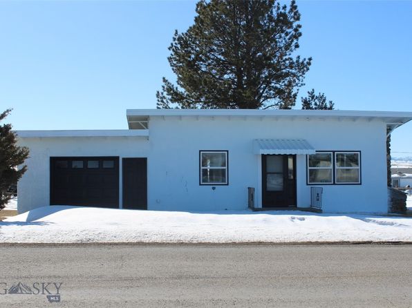 301 5th St W, Clyde Park, MT 59018