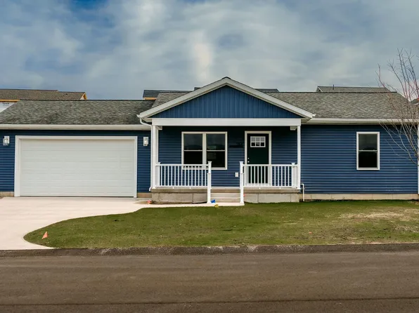 254 Willowside Dr, Shelby, MI 49455