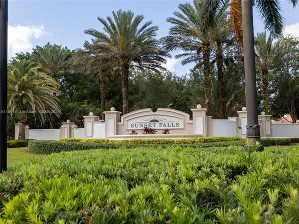 5087 SW 183rd Ave, Miramar, FL 33029