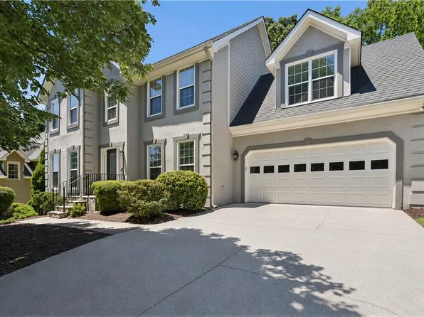 420 N Pine Dr, Alpharetta, GA 30022