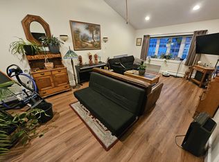 3 Sprague Ln, Worcester, MA 01604