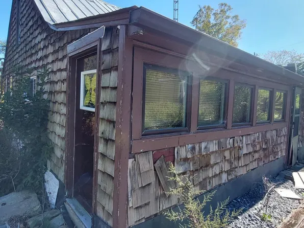 3088 Mountain View Rd, Purgitsville, WV 26852