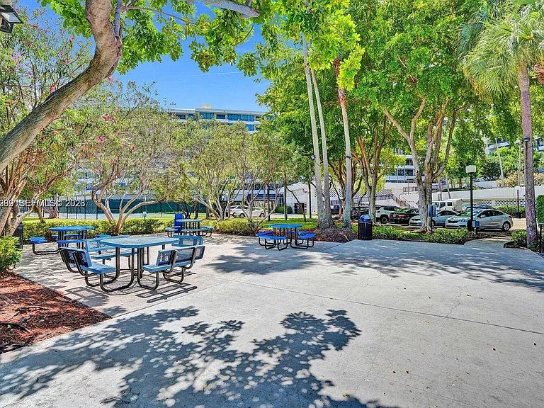 2500 Parkview Dr #1008 — Photo 48