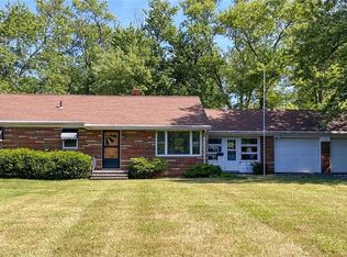 18477 Alexander Rd, Walton Hills, OH 44146