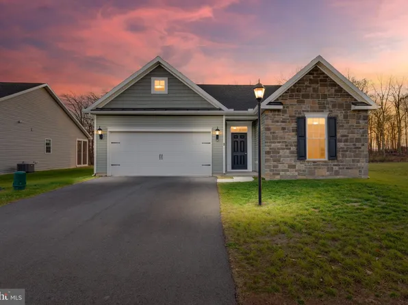 3 Osprey Ct #A19, Gettysburg, PA 17325