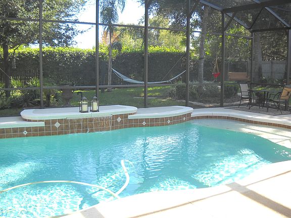 screened pool