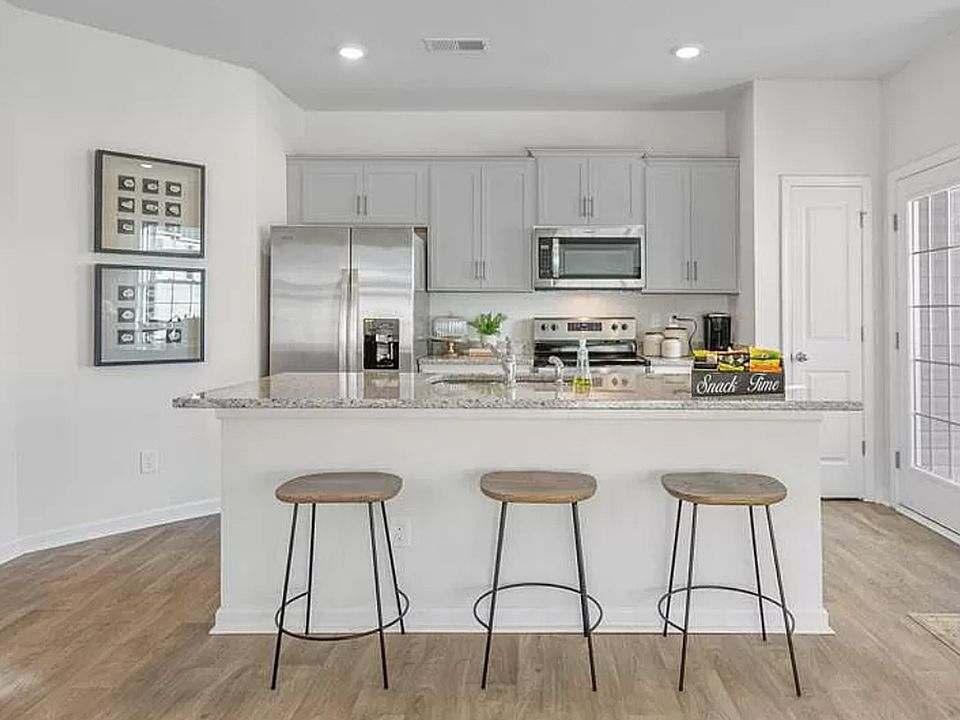 1st image of 1193 Evelynnview Ln