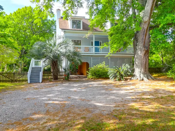281 Hawthorne St, Mount Pleasant, SC 29464