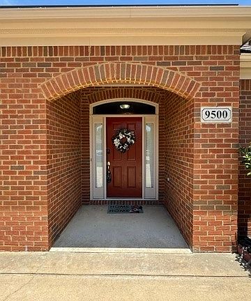2nd image of 9500 Kilburn Ct