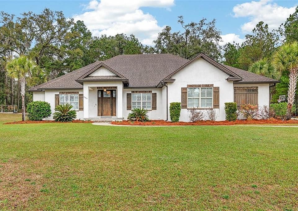 1st image of 386 Belmont Cir