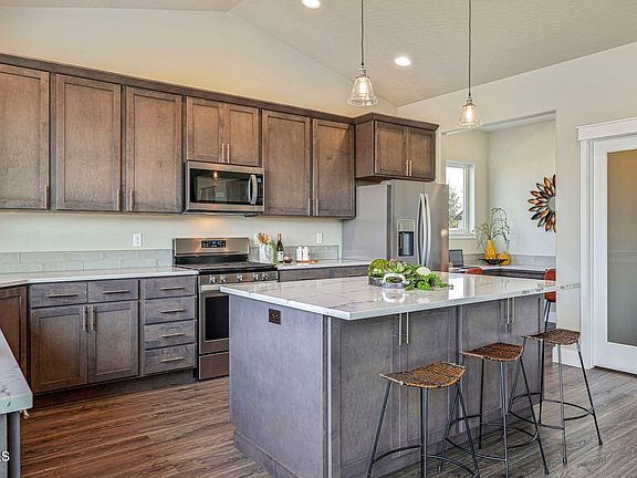 5th image of 20582 N Bombastic St