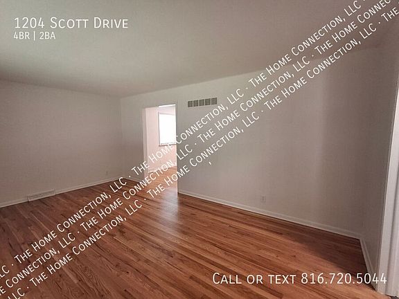 4th image of 1204 Scott Dr