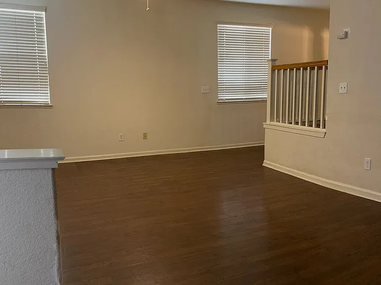 200 Troon Ct — Photo 5