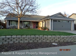 361 Temple Dr, Vacaville, CA 95687