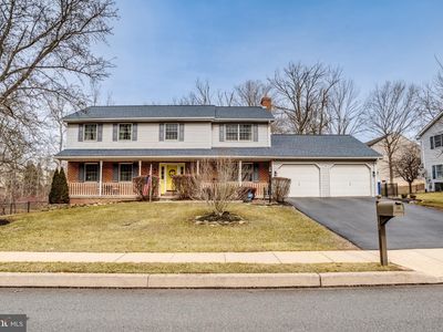 305 Russell Ave, Douglassville, PA, 19518