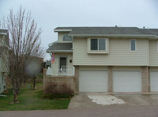 5034 Autumn Pl, Rapid City, SD 57702