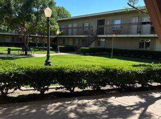 542 N Fulton St APT 201, Fresno, CA 93728