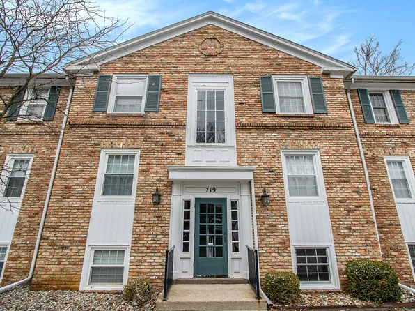719 Whitcomb St APT B, Kalamazoo, MI 49008