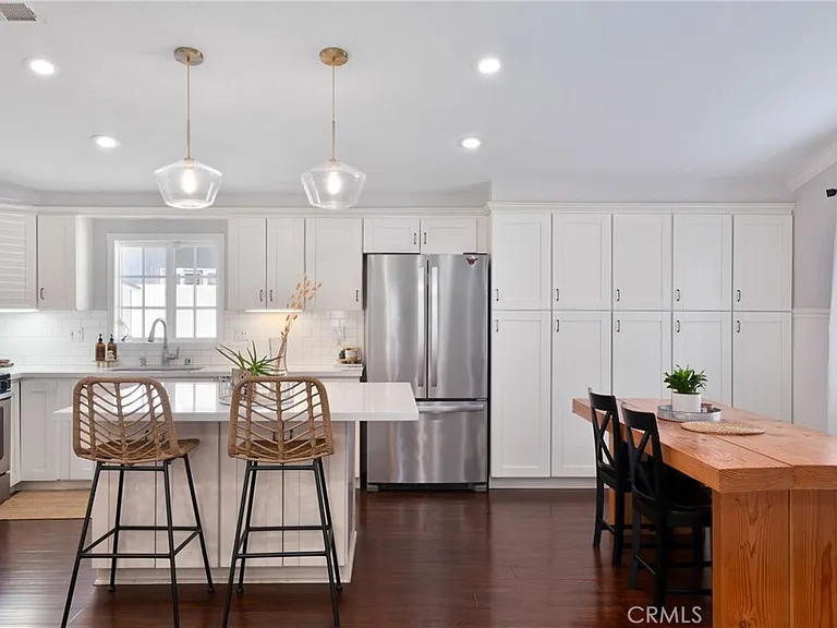 2273 Columbia Dr — Photo 15