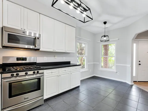 2654 Bracston Rd, Virginia Beach, VA 23456