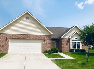 6 Hampton Ct, Crawfordsville, IN 47933