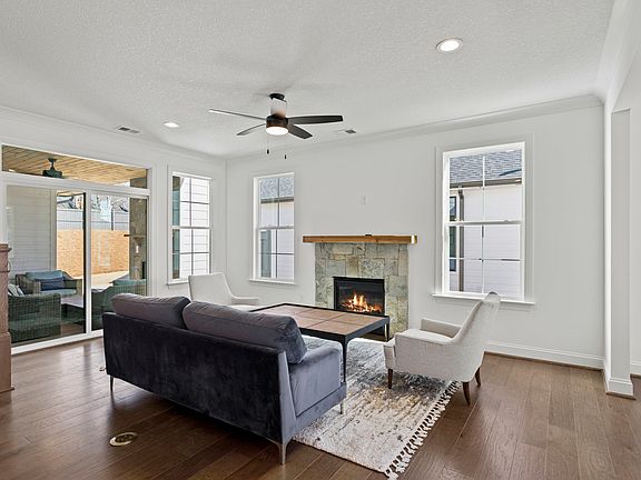 7th image of this home