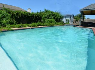 10849 E Linwood Dr, La Porte, TX 77571