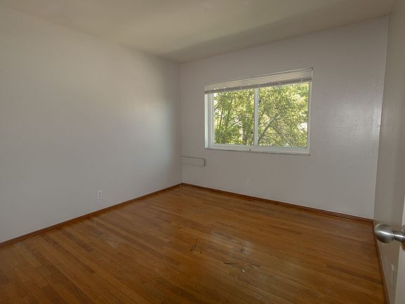 5th image of 1728 East Broadway #D