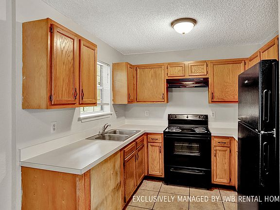 2nd image of 7736 Hammond Blvd