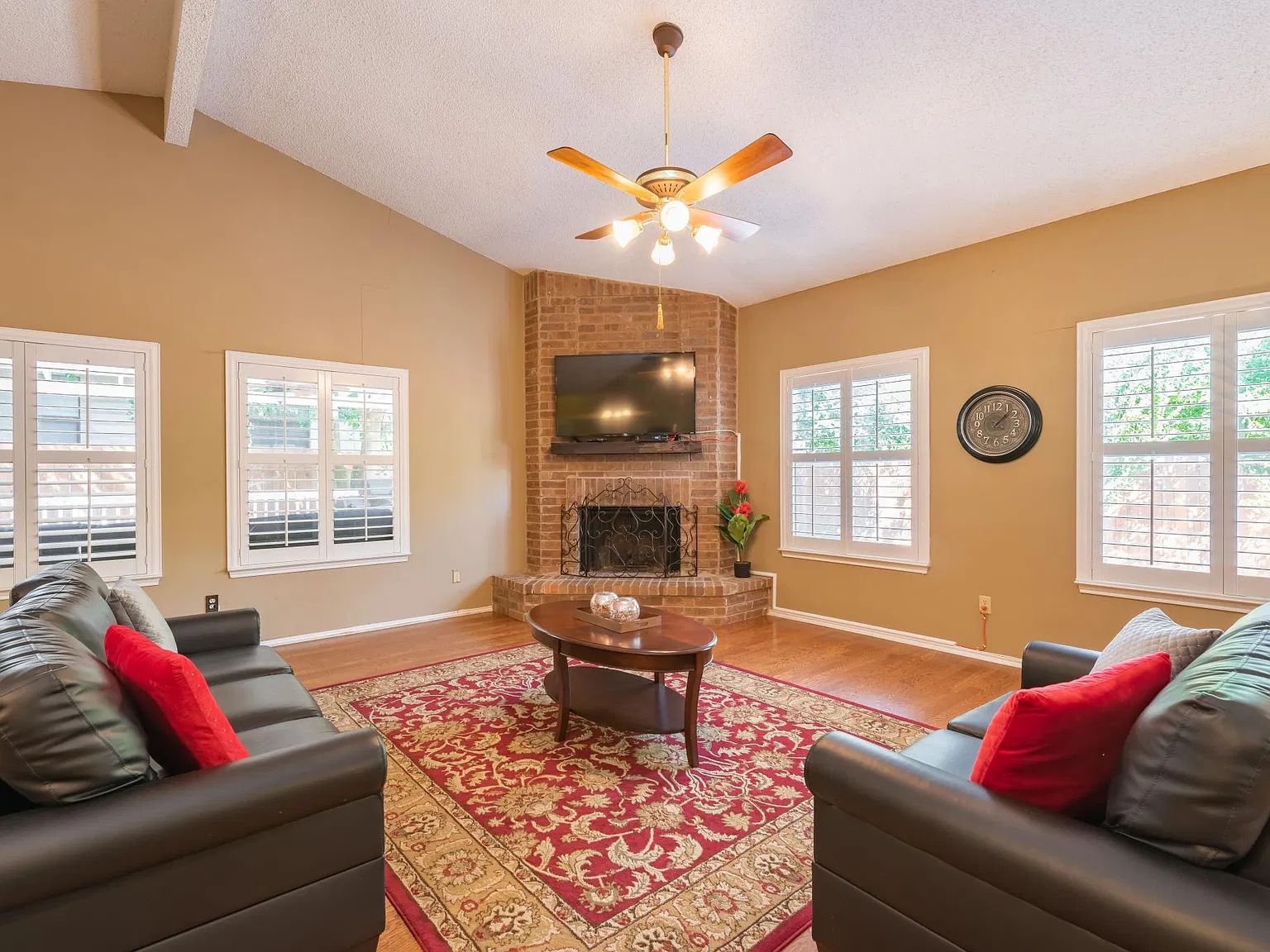 13430 Coram Peak Street — Photo 4