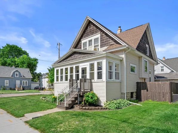 323 Rosalia St, Oshkosh, WI 54901