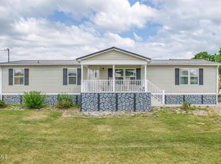 2069 Devault Bridge Rd, Piney Flats, TN 37686