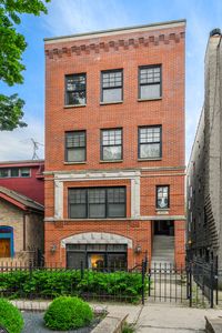 939 W Montana St APT 3, Chicago, IL, 60614