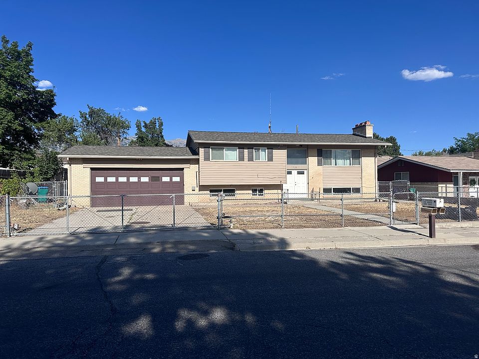 1st image of 720 N 1000th St E