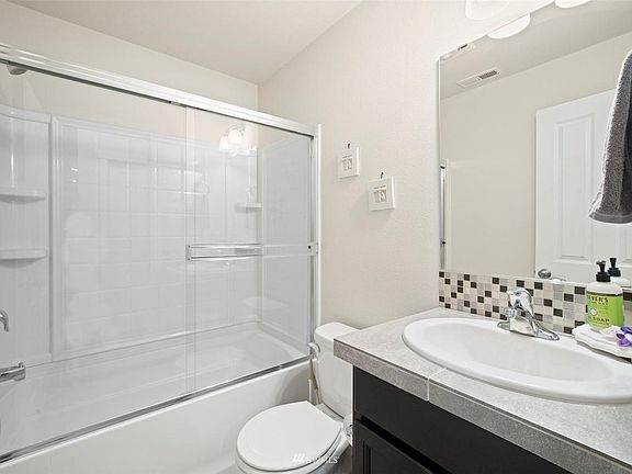 4th image of 19125 110th Avenue Ct E