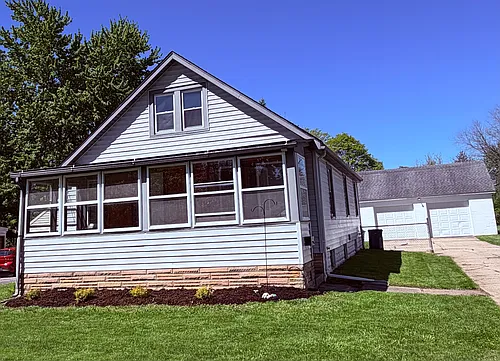5825 Glasgow Rd Photo 1