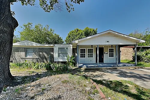 4731 Bedford Dr Photo 1