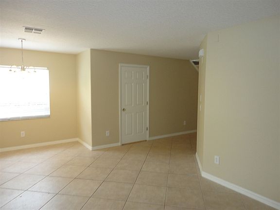 2nd image of 13133 Lexington Summit St