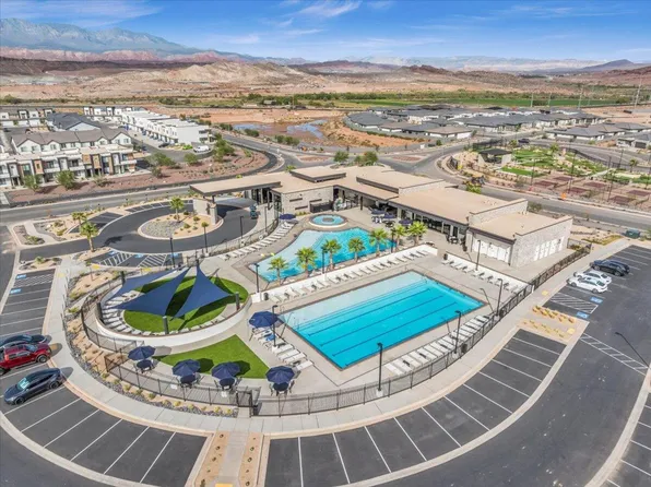 1868 S Wolverine Way, Washington, UT 84780