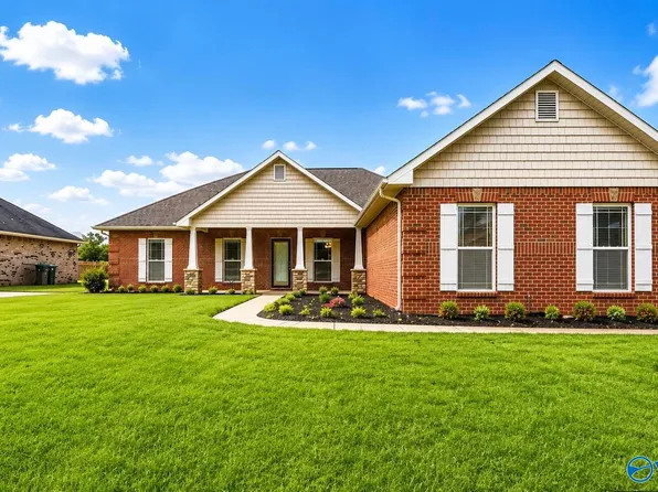 109 Harbor Glen Dr SW, Madison, AL 35756