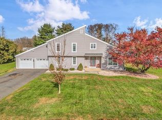3 Warner Ct, Cromwell, CT 06416