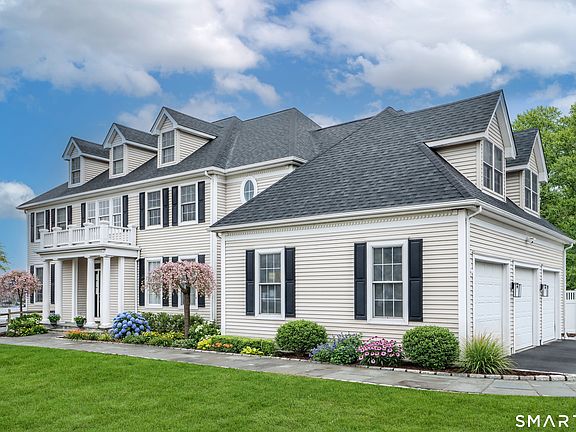 3rd image of 1 Meadow Ridge Drive