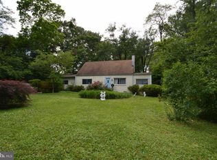 3328 Holloman Rd, Falls Church, VA 22042