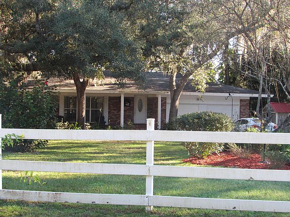 5th image of 5725 SE 165th Ct