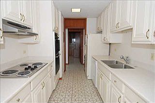 4th image of 1010 Wilder Ave APT 804