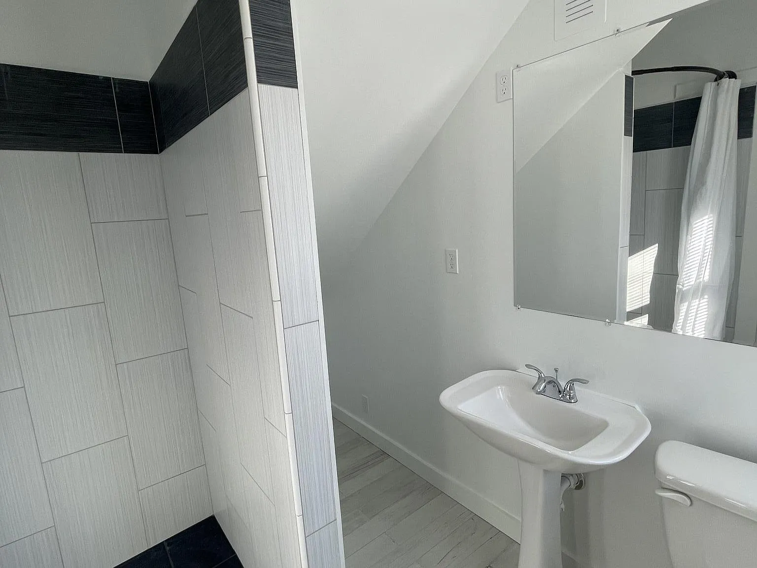 1 bed, 600 sqft, $995 — Photo 4