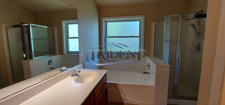 116 Corbin Dr — Photo 3