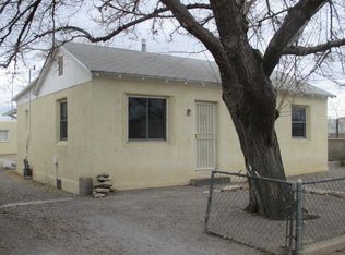 816 Stover Ave SW, Albuquerque, NM 87102
