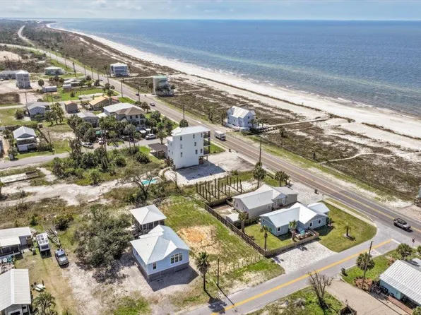 118 Atlantic St, Port Saint Joe, FL 32456
