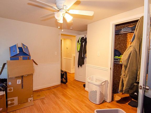 3rd image of 1056 Little Bay Ave #A